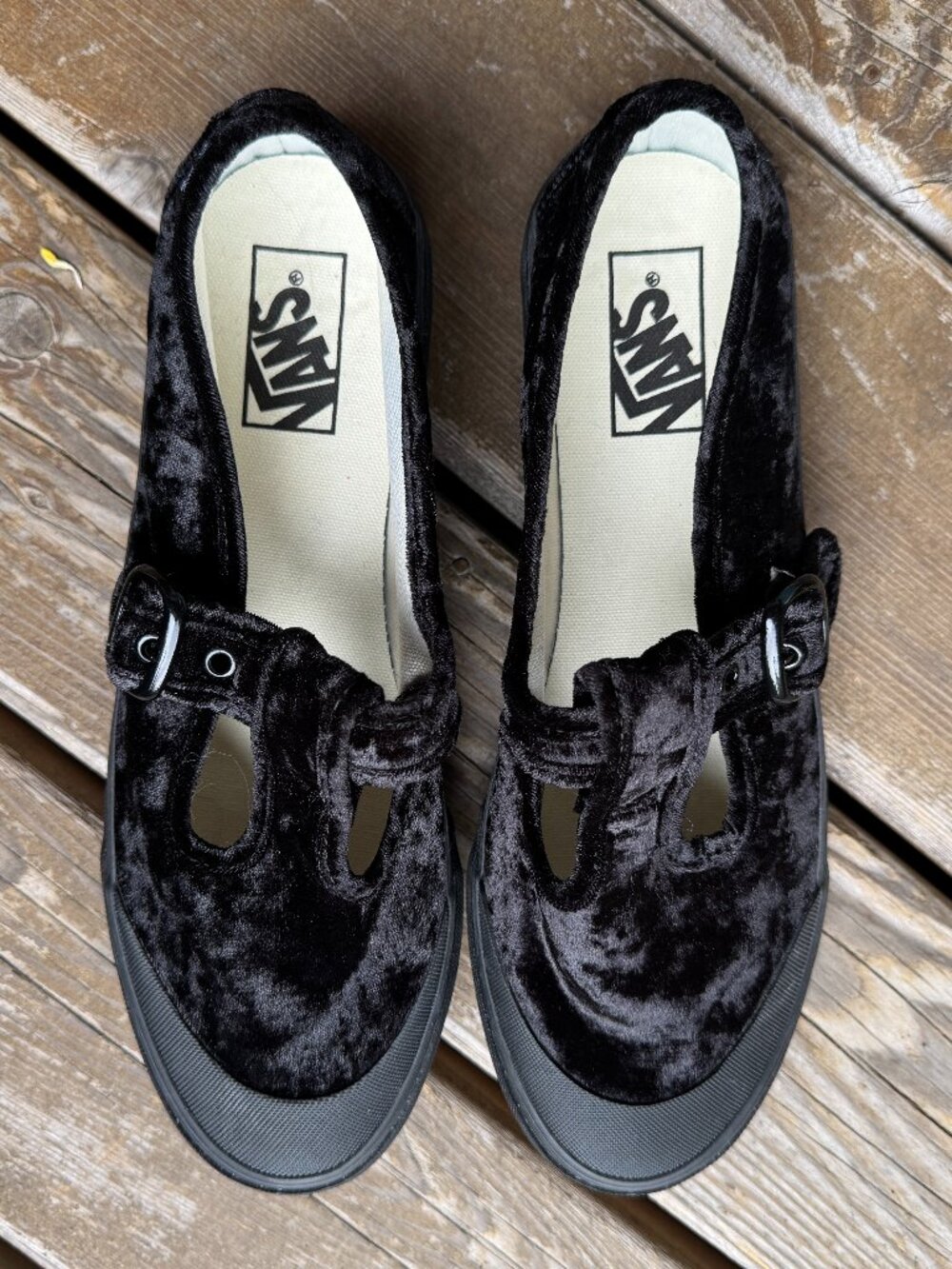 Vans Black Crushed Velvet Style 93 Mary Janes in Women's 10.5 - Picture 6 of 12